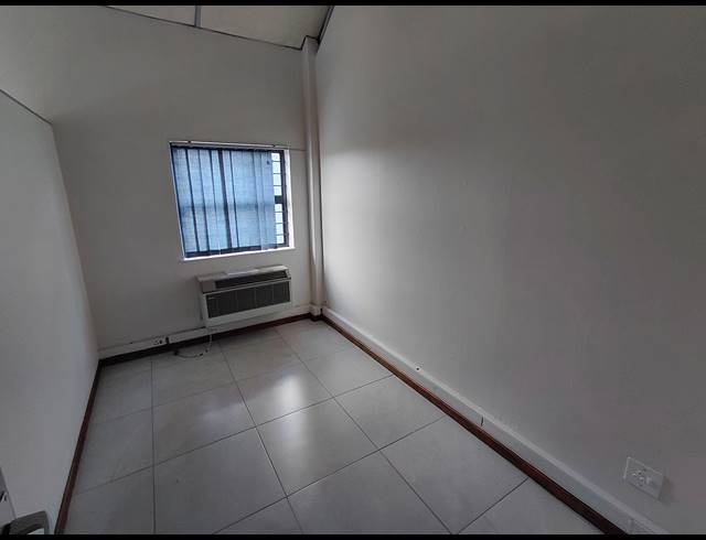 147M² OFFICE TO LET IN VORNA VALLEY